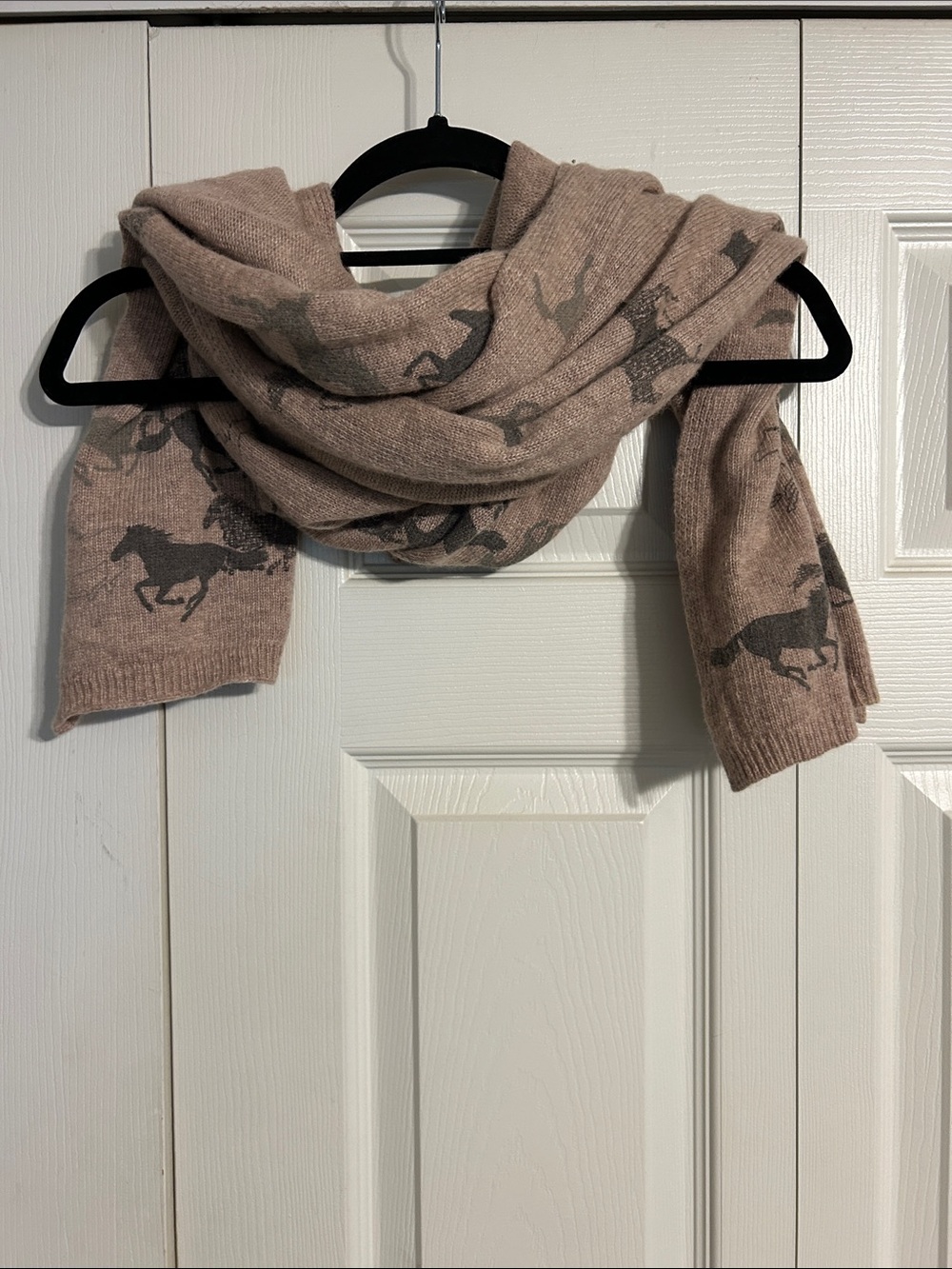 Alice Hannah Lambswool Khaki Beige Gray Horse Scarf OSFA Cozy Accessorize Equine